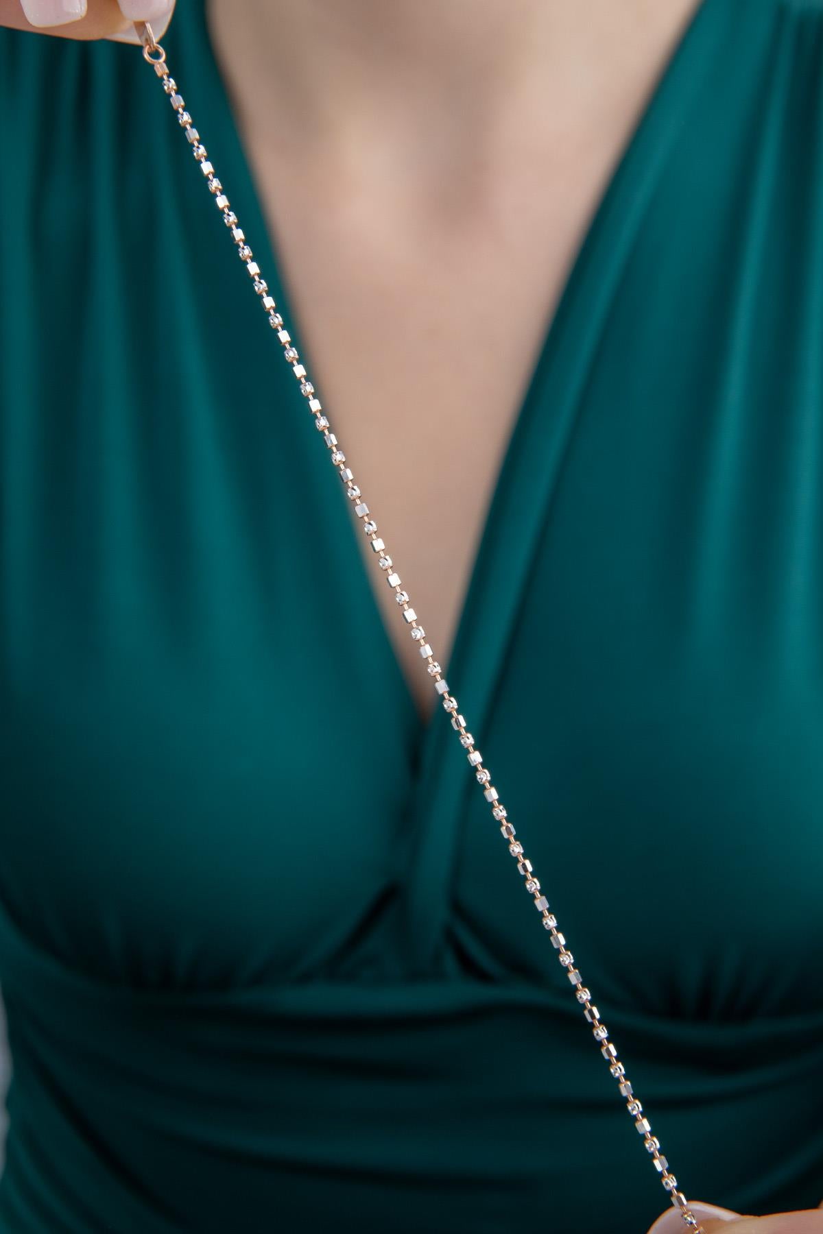 14K Gold Elegant Dorica Ball Bracelet