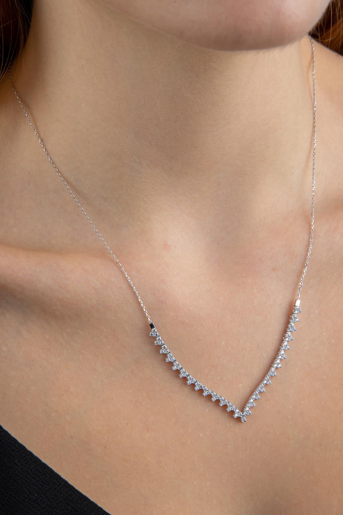 14ct Gold Elegant Stone Necklace