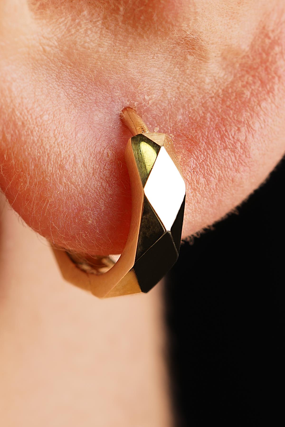 14ct Gold Faceted Huggie Earrings