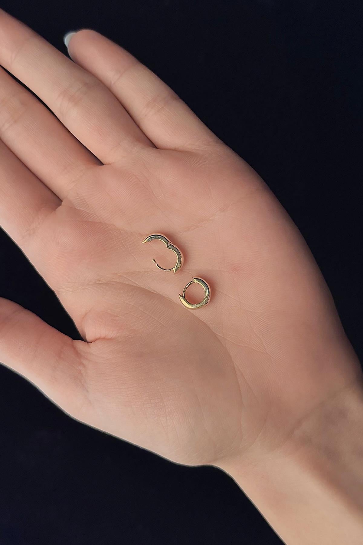 14ct Gold Filled Small Huggie Earrings