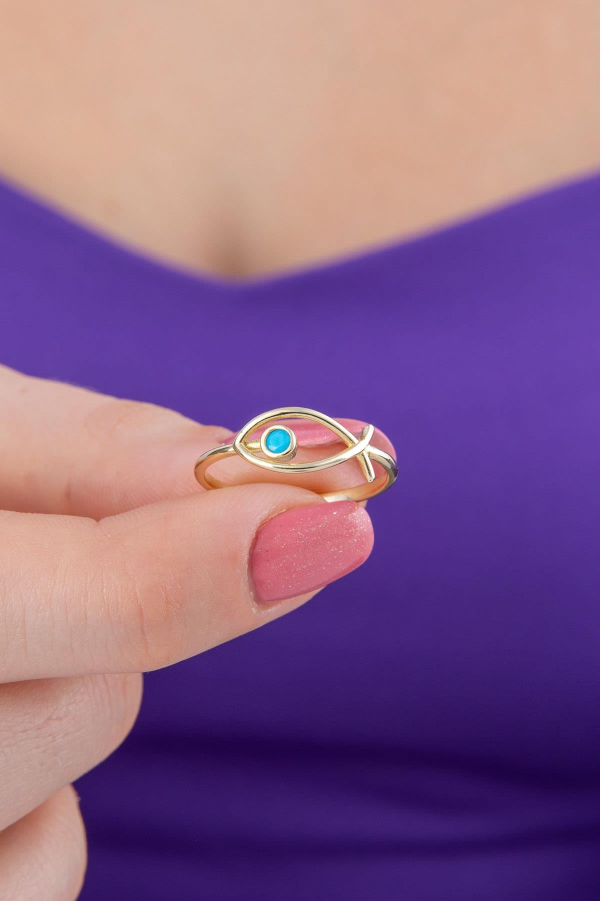 14K Gold Fish Shaped Ring With Big Turquoise Stone