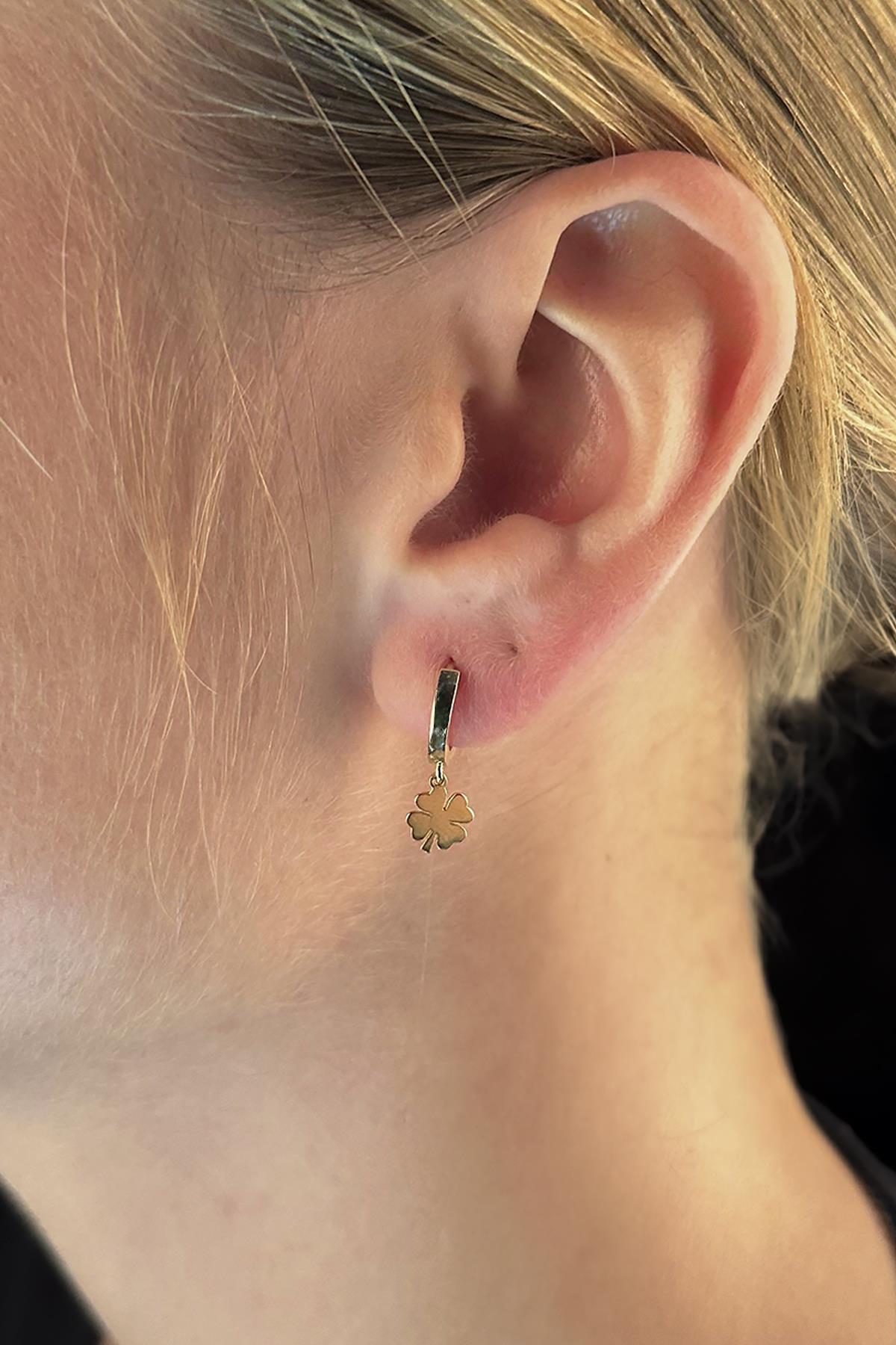 14ct Gold Four Leaf Clover Huggie Hoop Earrings