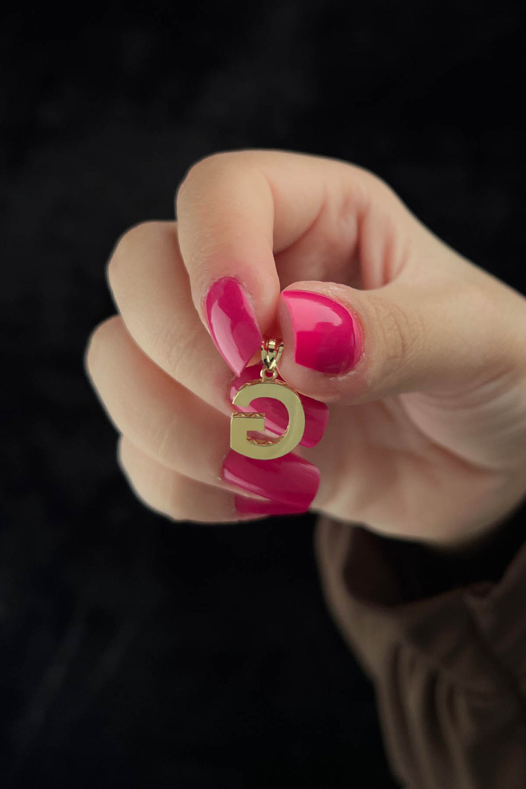 14ct Gold G Letter Mini Shine Pendant