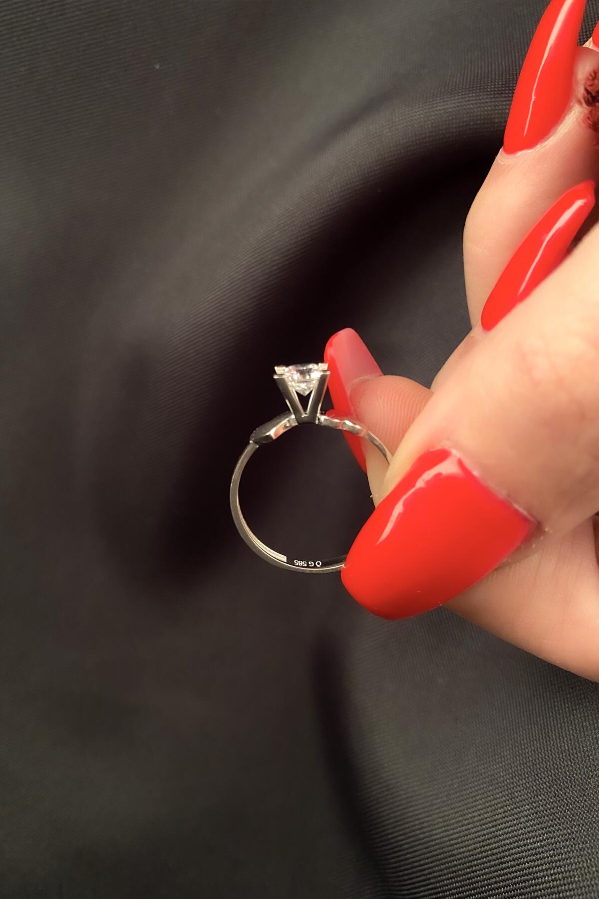 14ct Gold Heart Solitaire Ring 14