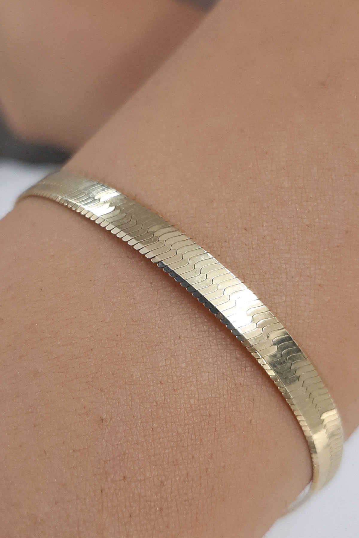 14ct Gold Herringbone Bracelet 0.196 inch