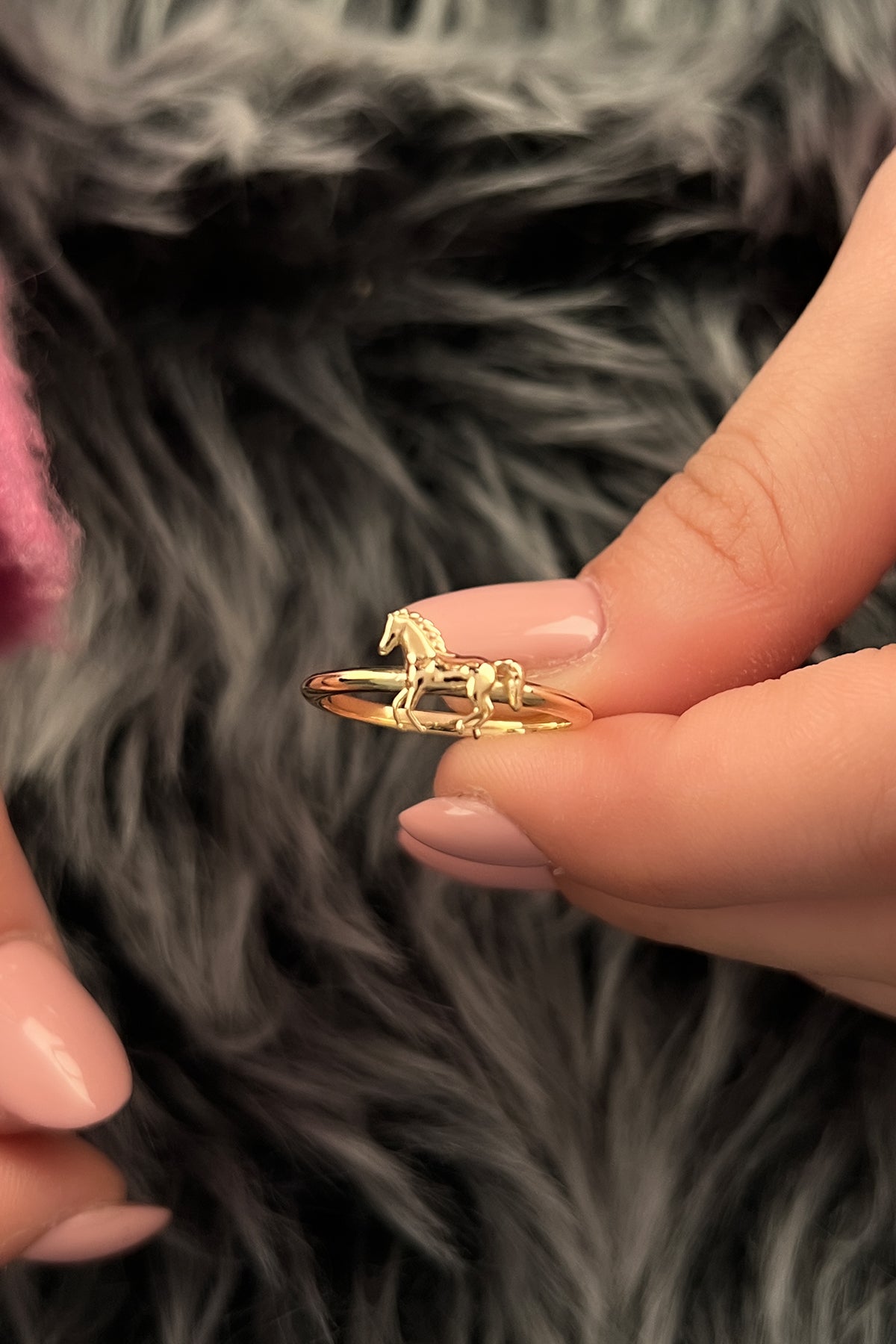 14ct Gold Hourse Ring