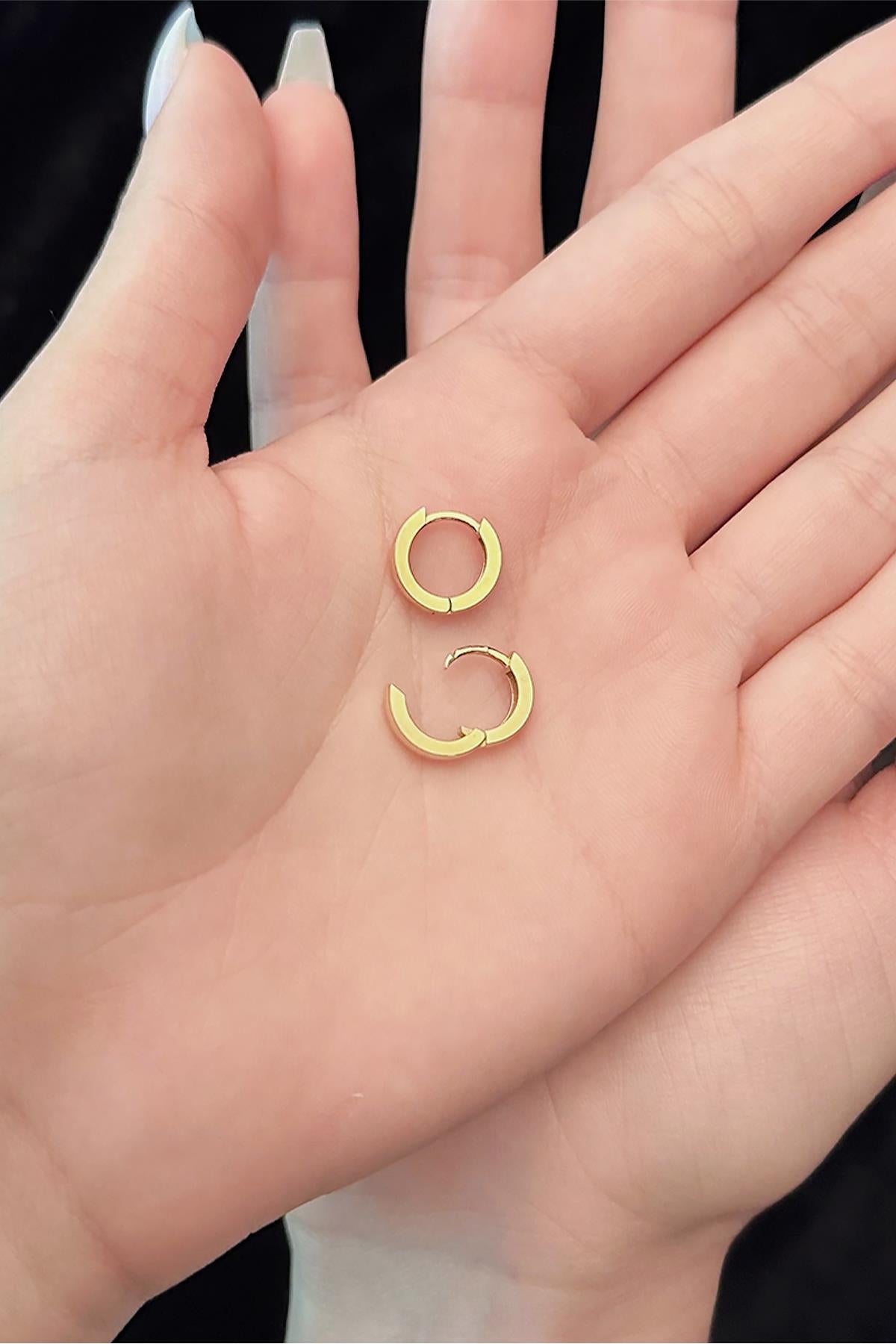 14K Gold Huggie Earrings