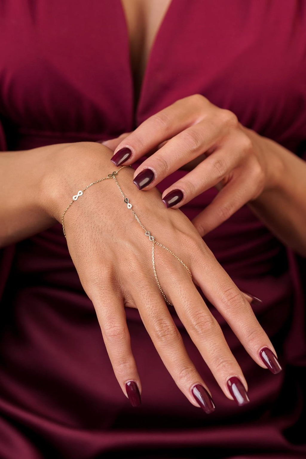 14ct Gold Infinity Hand Chain