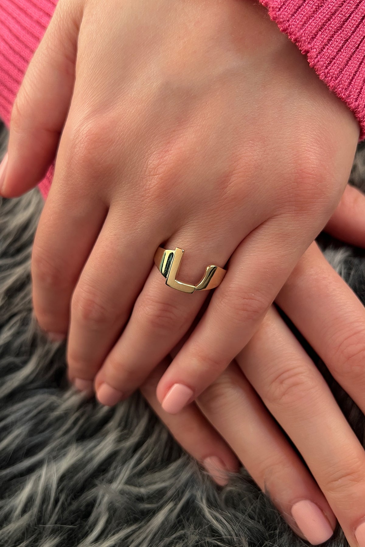 14ct Gold L Initial Ring