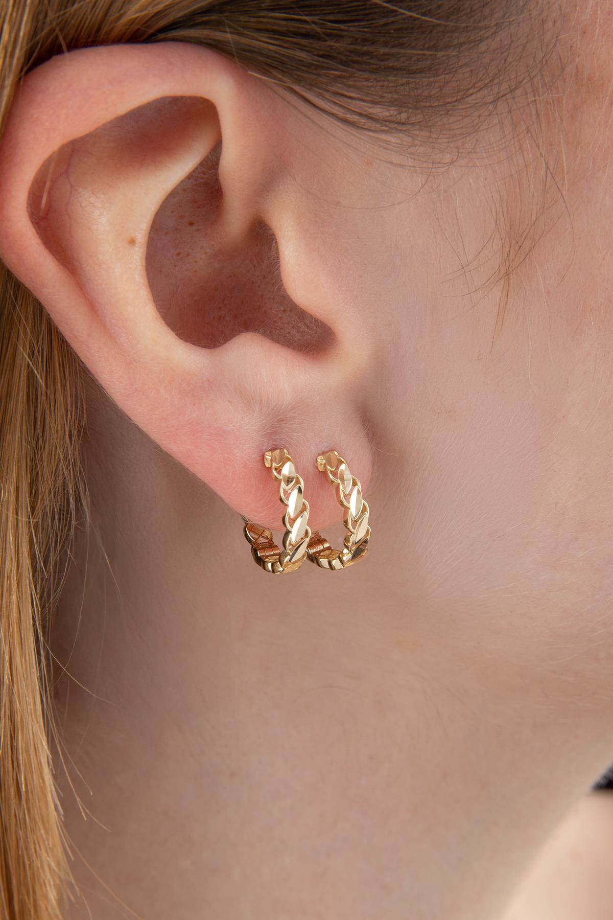 14ct Gold Leaf Huggie Hoop Earrings