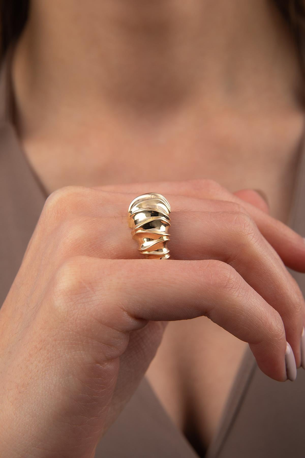 14ct Gold Lunara Ring