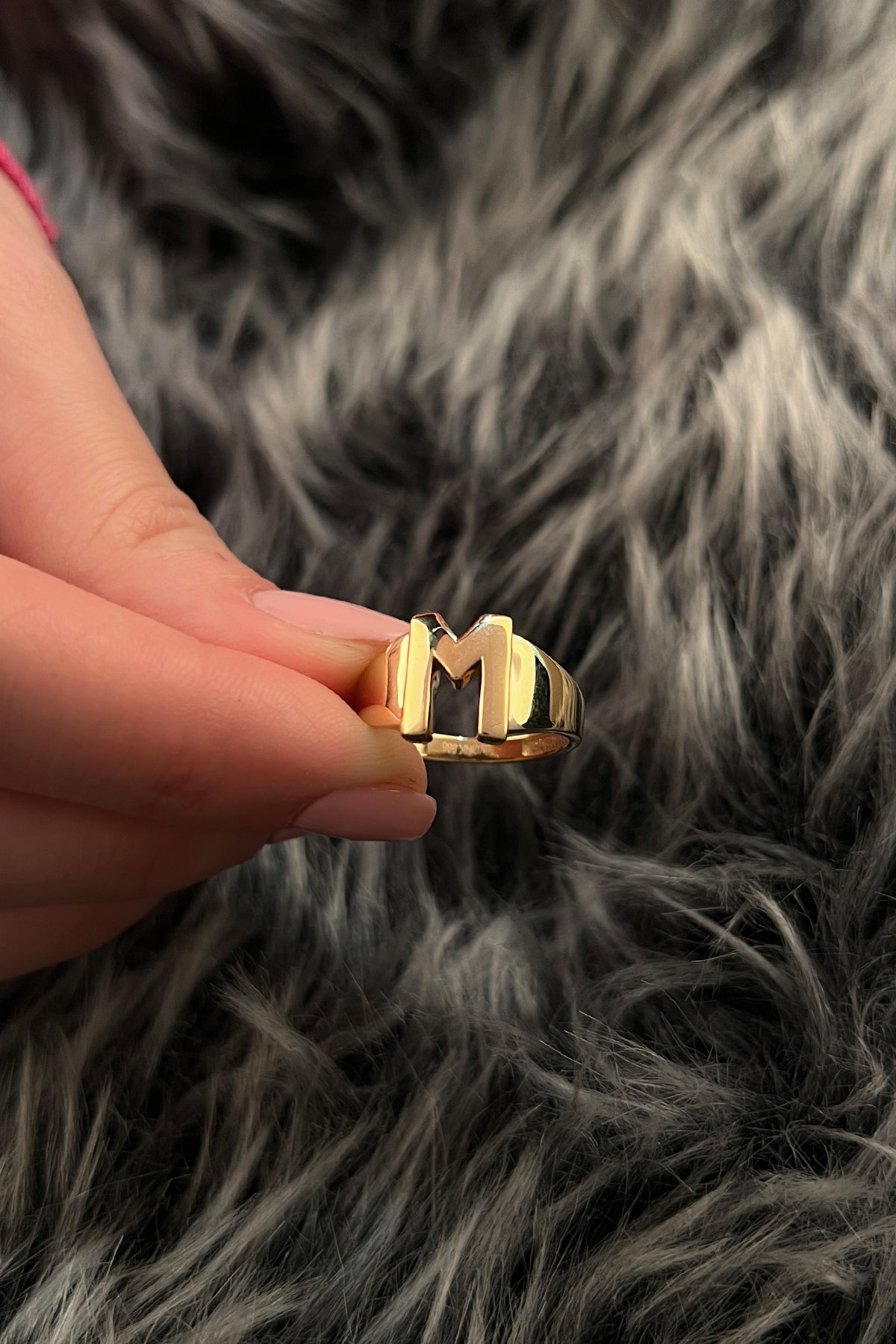 14ct Gold M Initial Ring