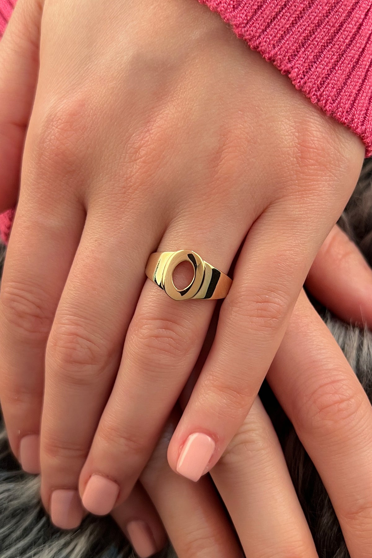 14ct Gold O Initial Ring