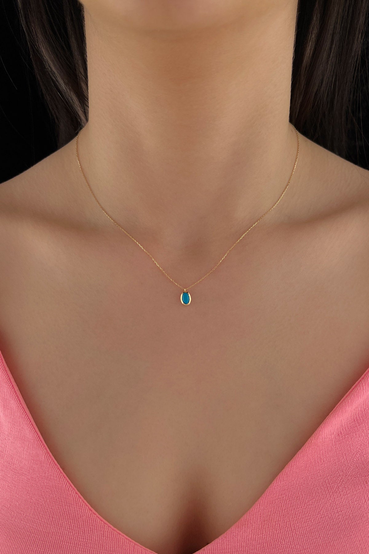 14K Gold Oval Turquoise Necklace