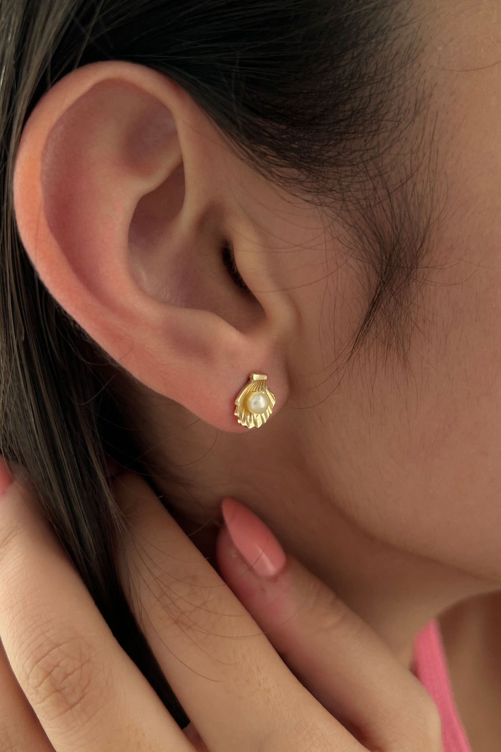 14ct Gold Oyster Stud Earrings