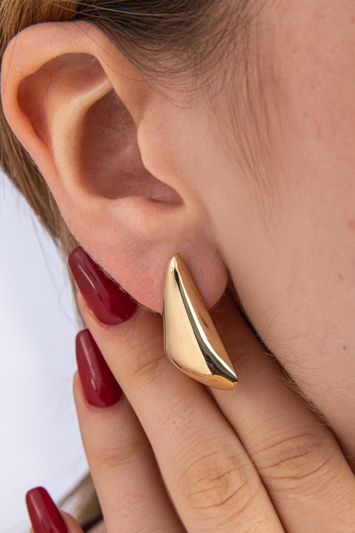 14K Gold Pamela Stud Earrings
