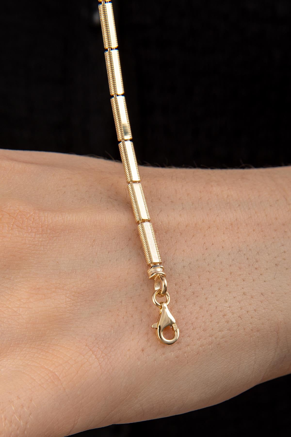 14ct Gold Patterned Bracelet