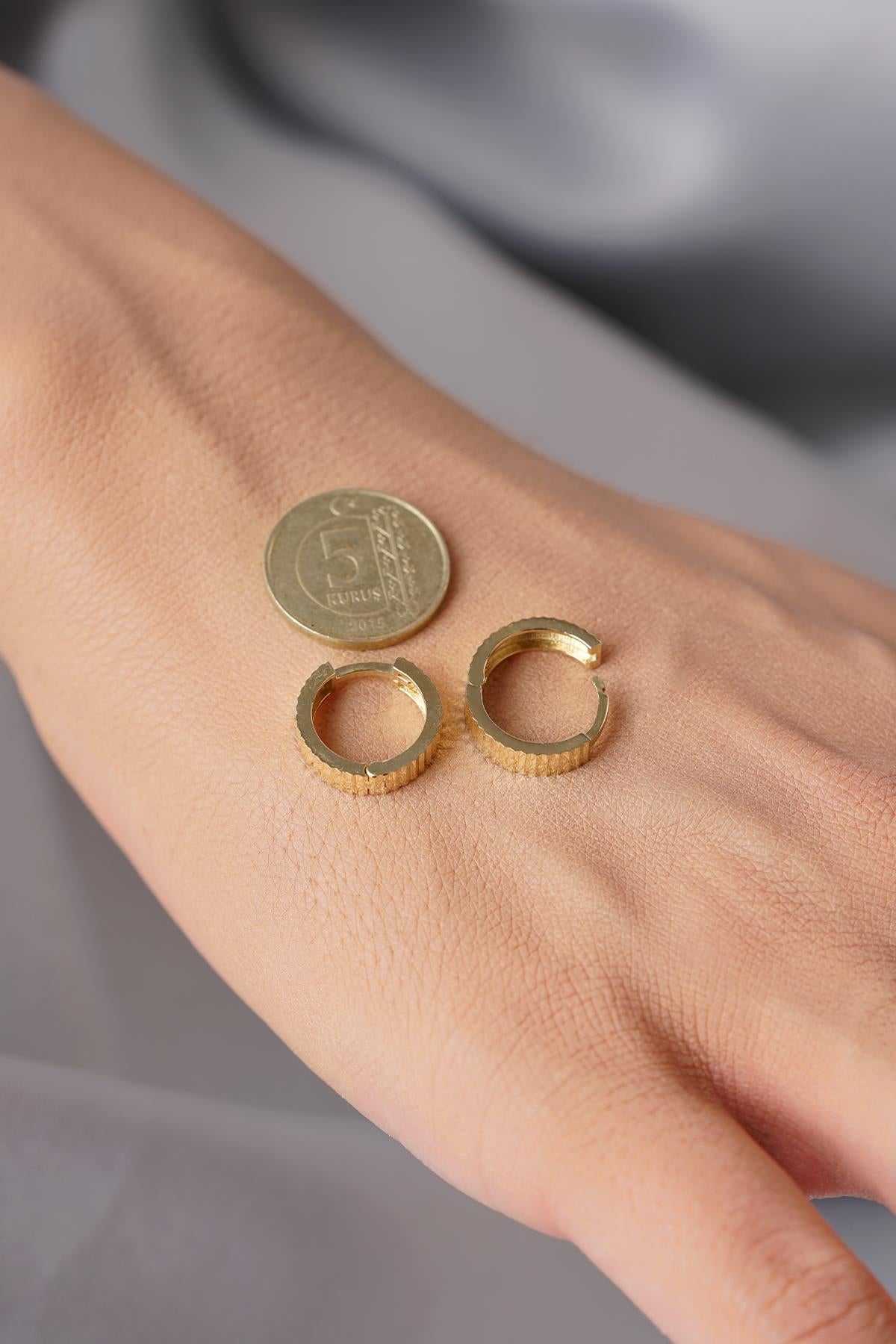 14ct Gold Polished Mini Hoop Earrings