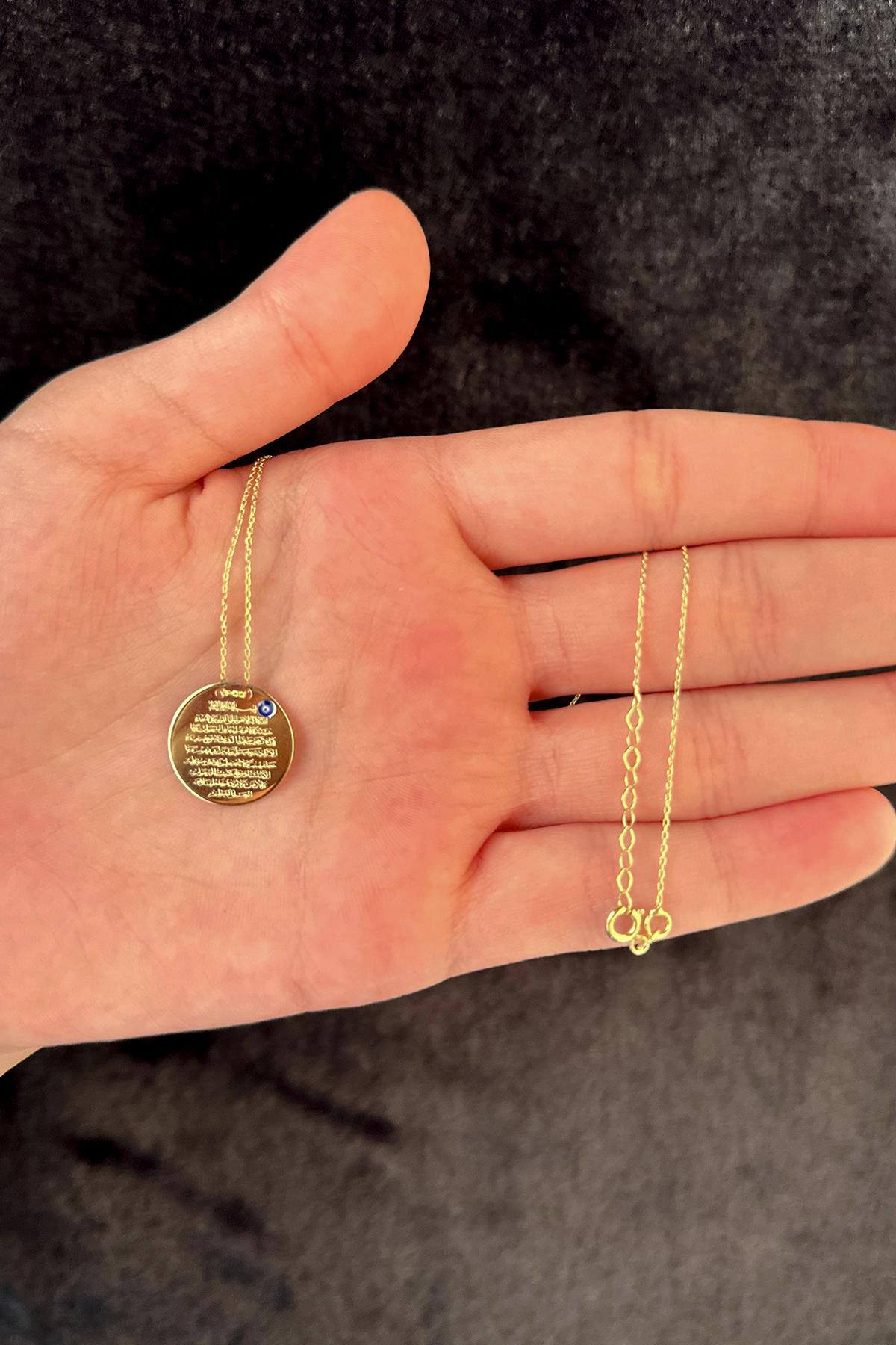 14K Gold Prayer Protection Written Round Evil Eye Necklace   0.708 inch