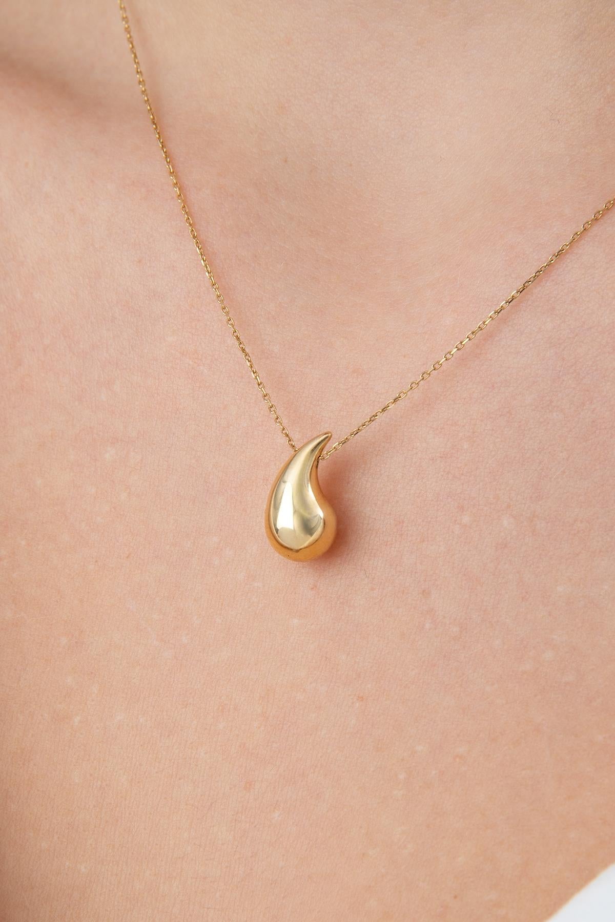 14ct Gold Puff Drop Shape Necklace
