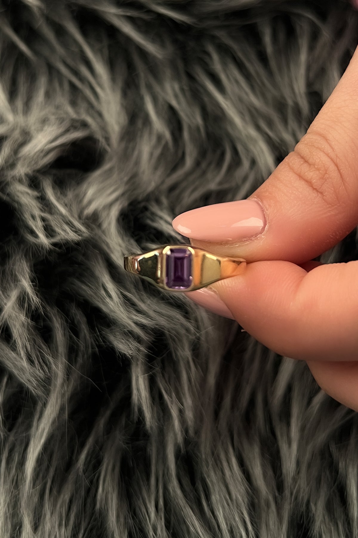 14K Gold Purple Amethyst Ring