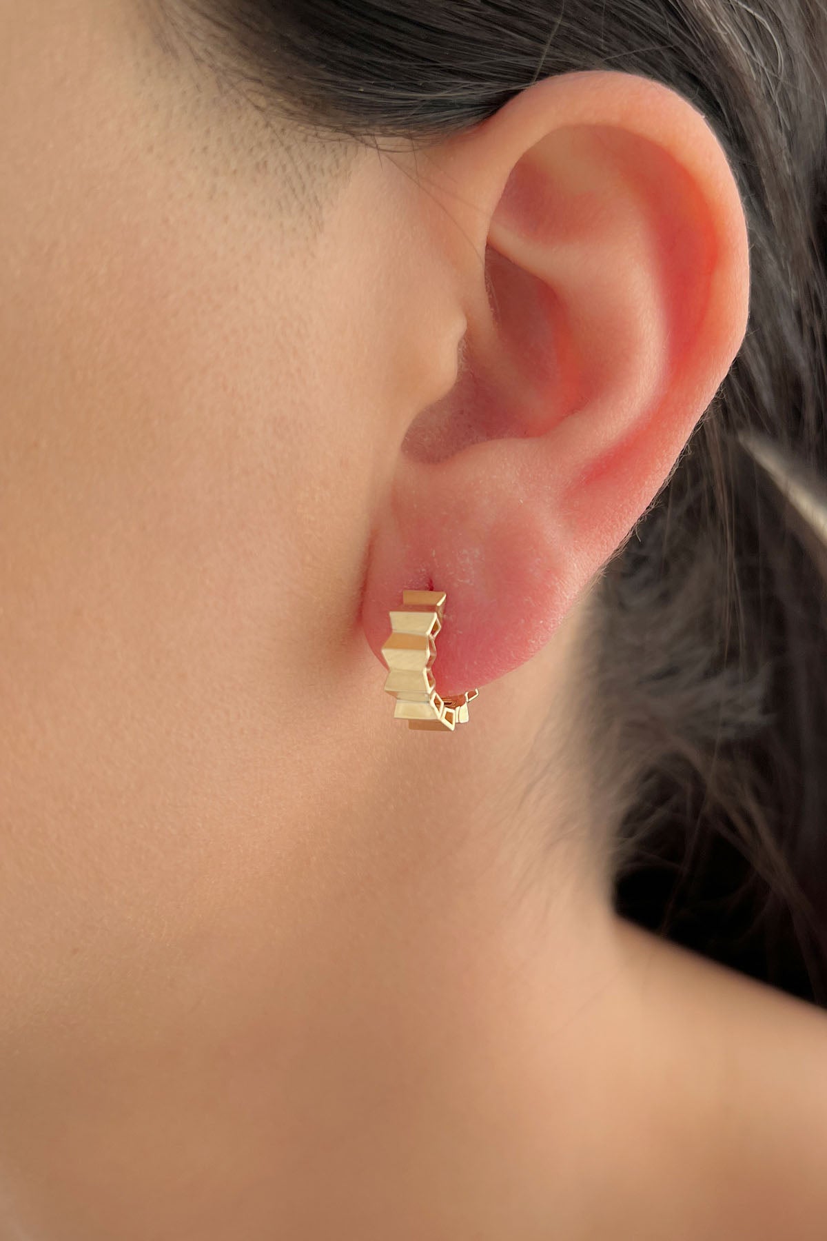 14K Gold Ridged Huggie Hoop Earrings 2