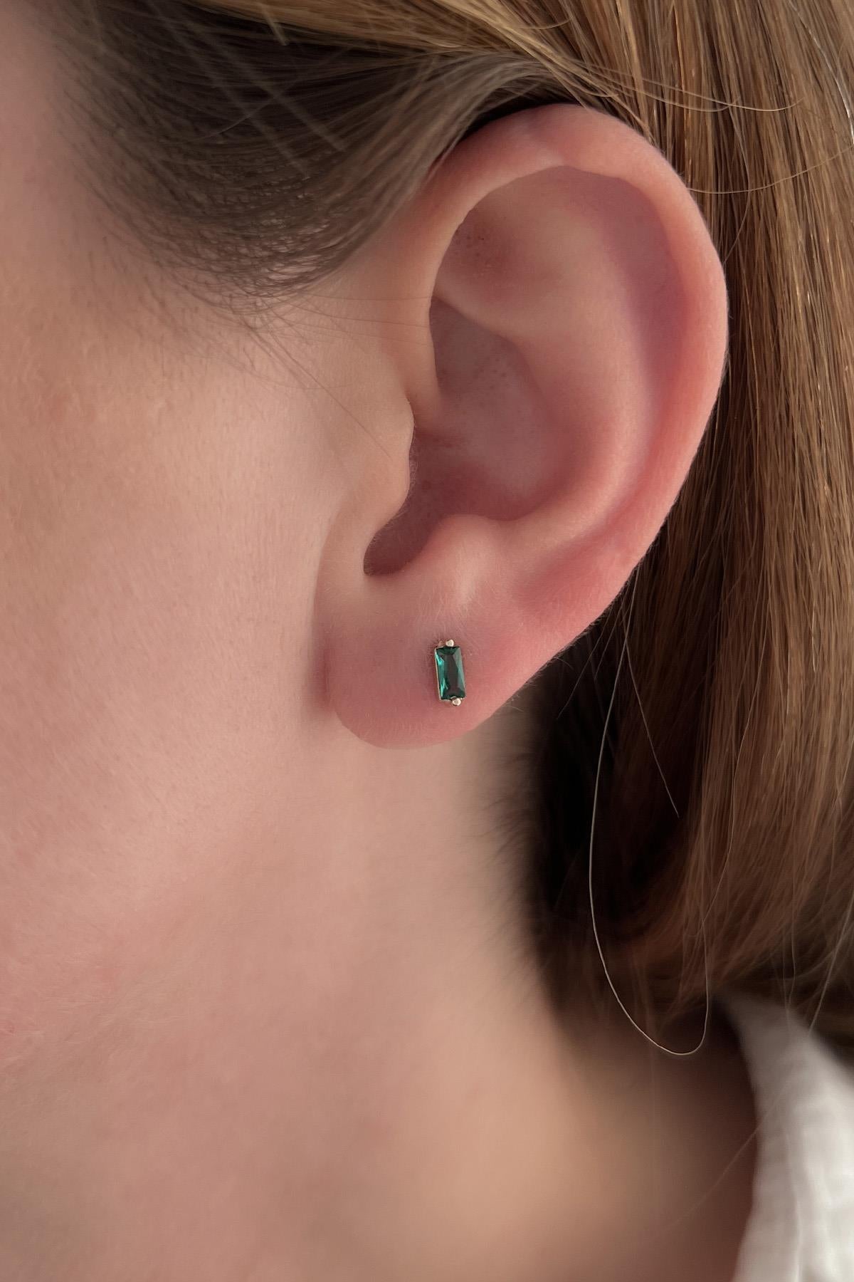 14K Gold Root Emerald Baguette Stud Earrings