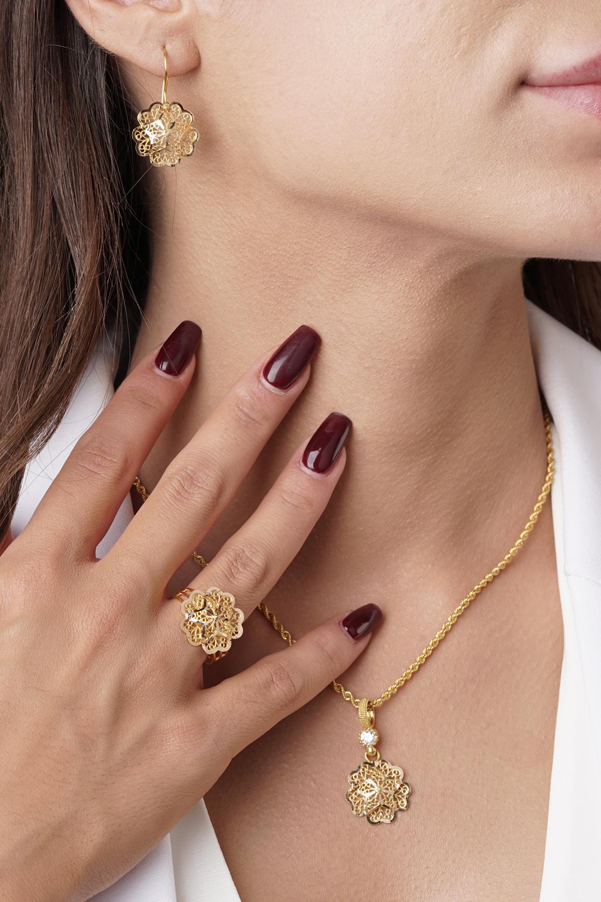 14ct Gold Rose Motif Filigree Set – Mother’s Set