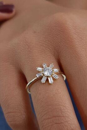 14ct Gold Rose Shaped Baguette Ring