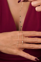 14ct Gold Row of Stars Hand Chain