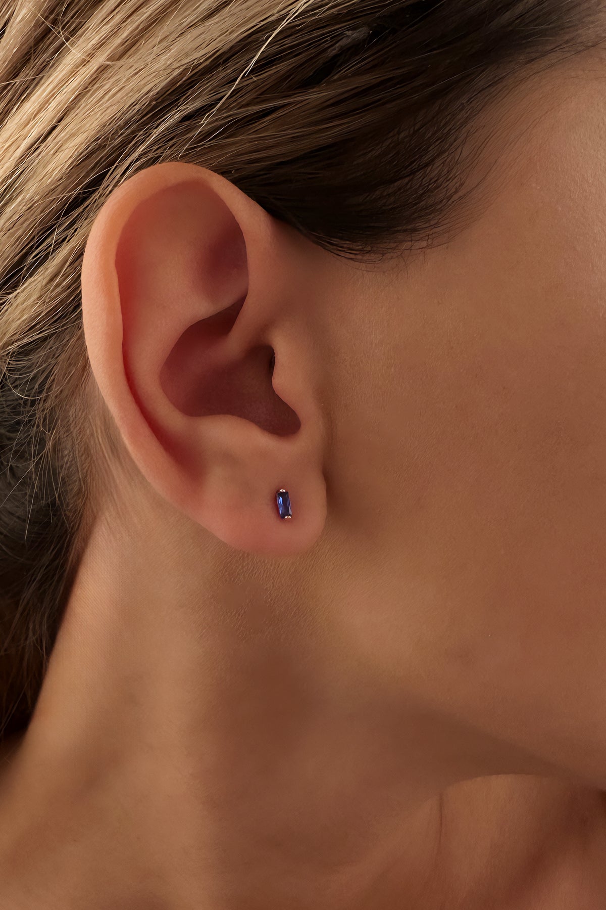 14K Gold Sapphire Baguette Stud Earrings
