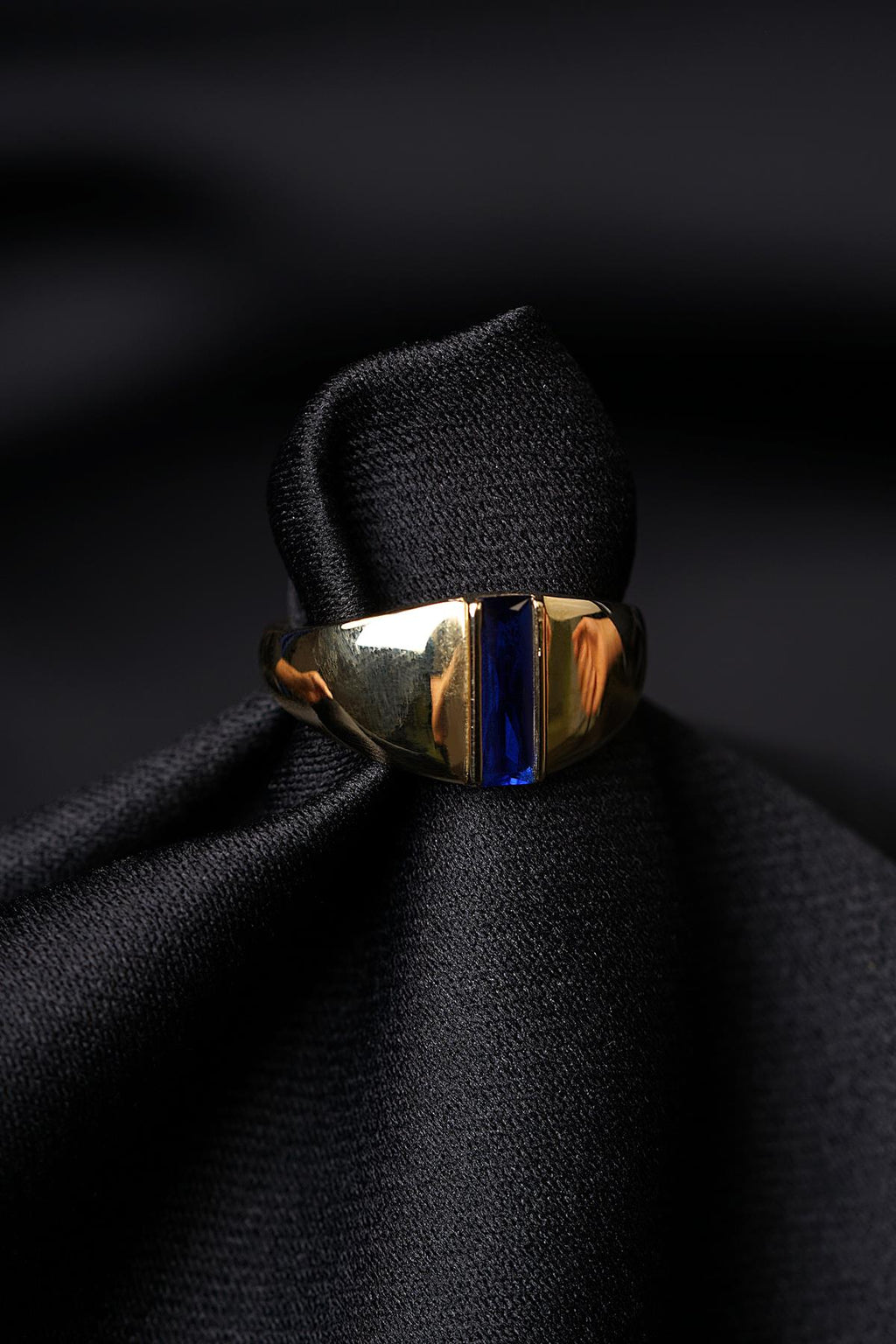 14ct Gold Sapphire Bar Ring