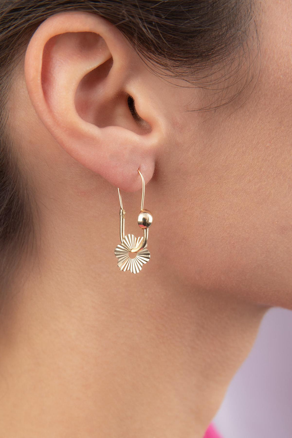 14ct Gold Shaining Daisy  Earrings