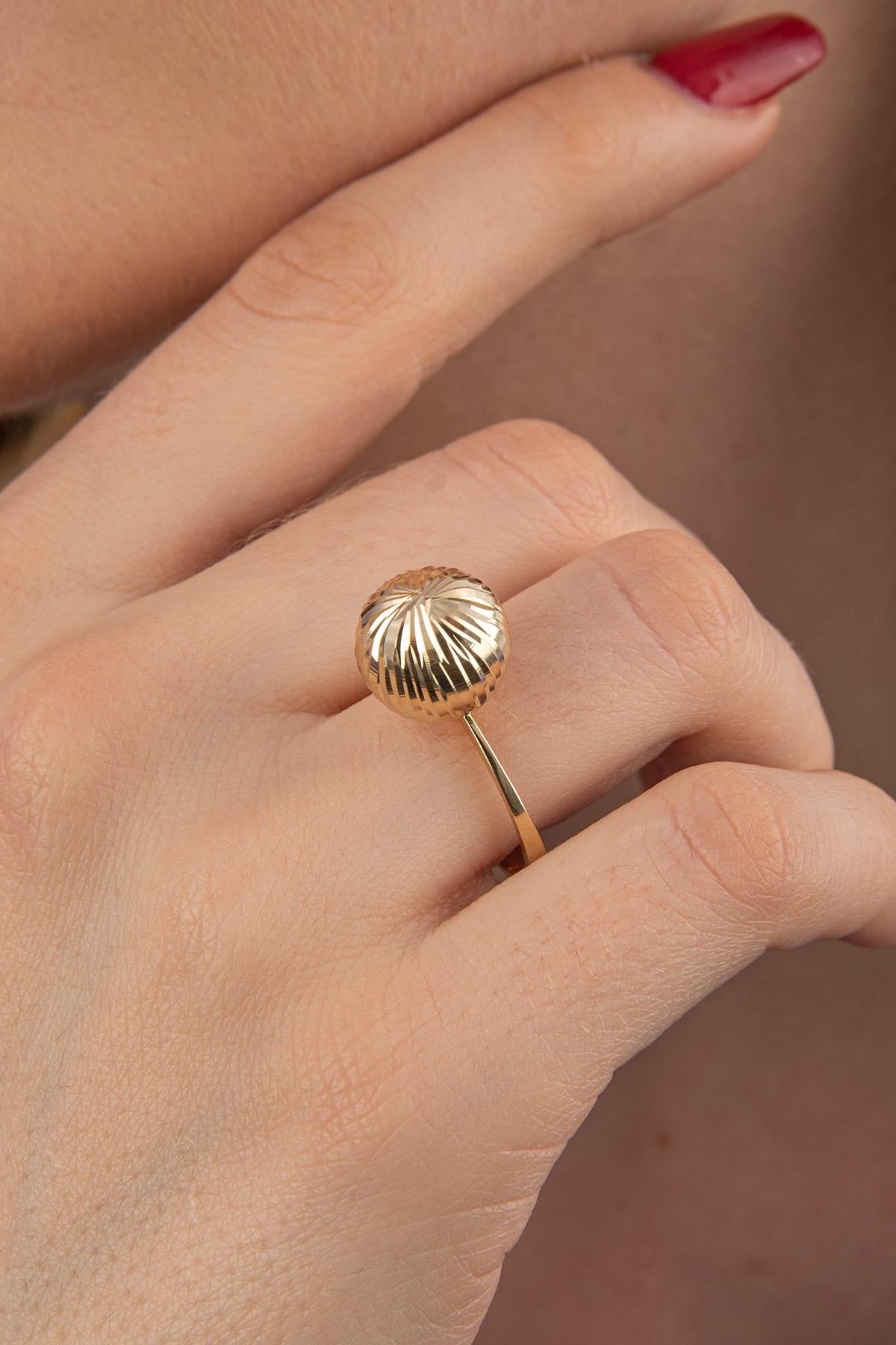 14ct Gold Shiny Ball Ring