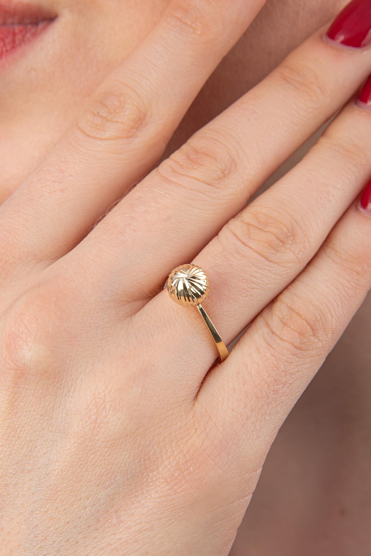 14ct Gold Shiny Ball Ring 4
