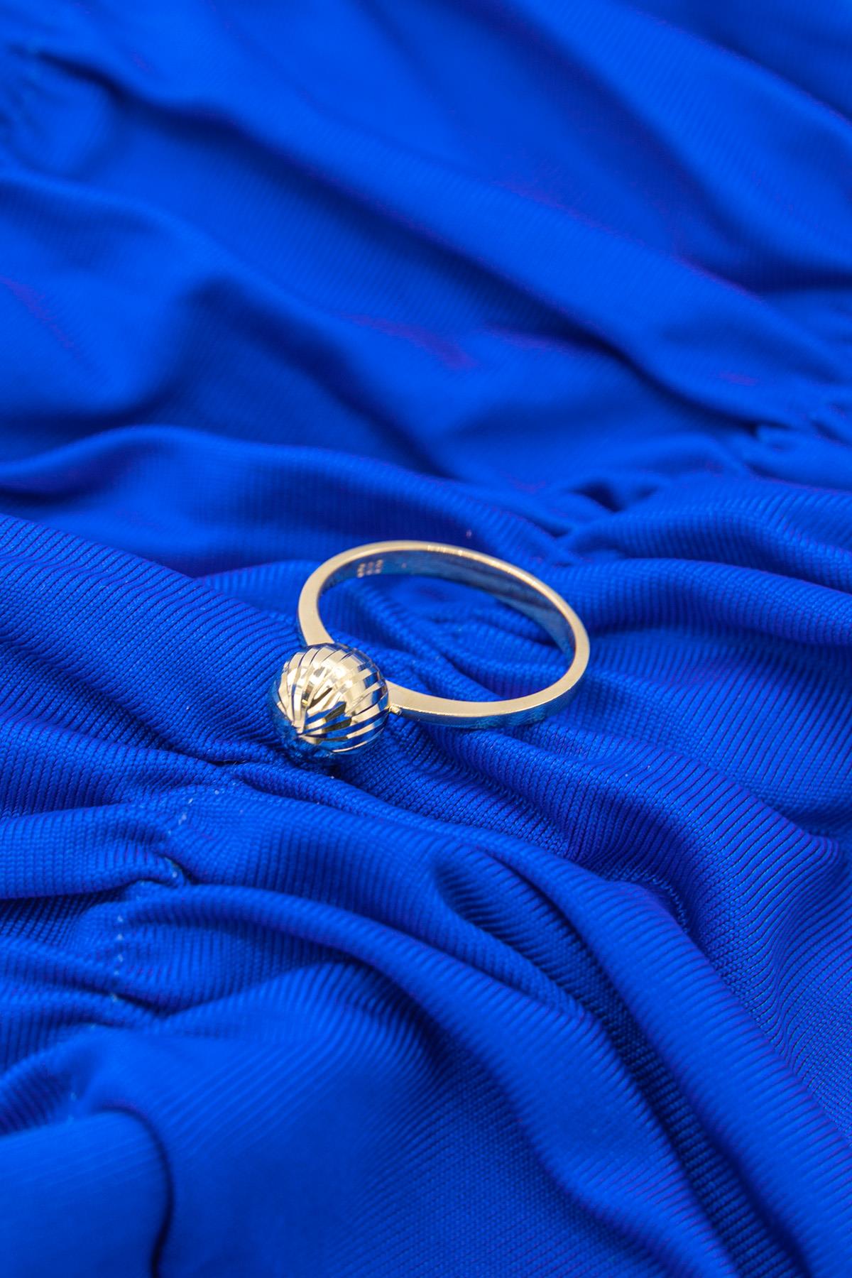 14ct Gold Shiny Ball Ring 4