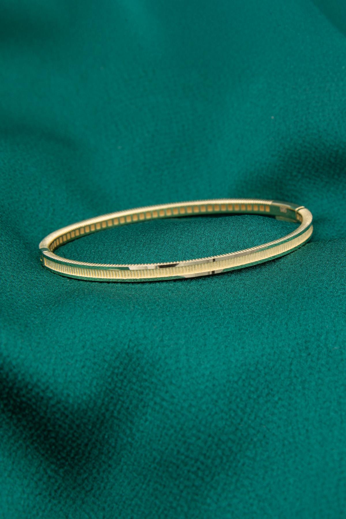 14ct Gold Shiny Bracelet