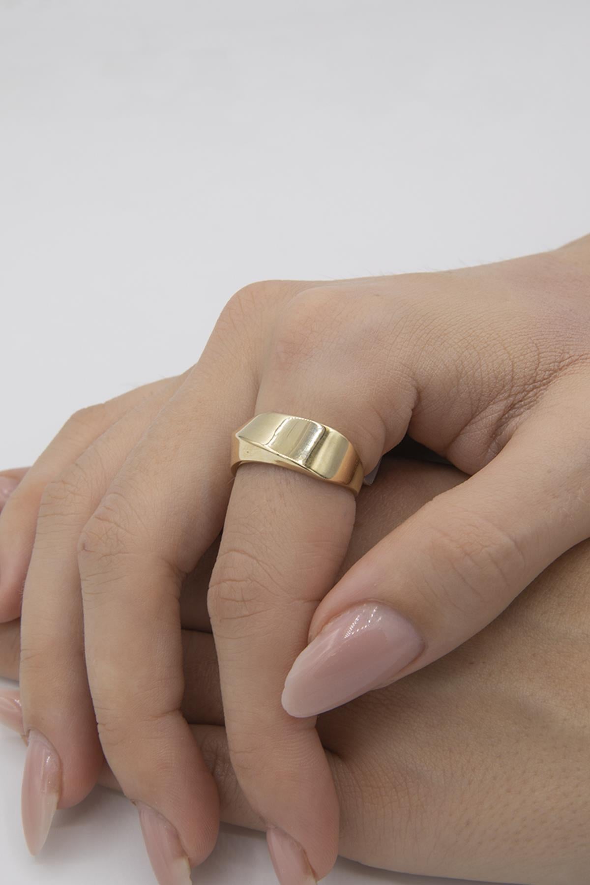 14K Gold Sirus Ring
