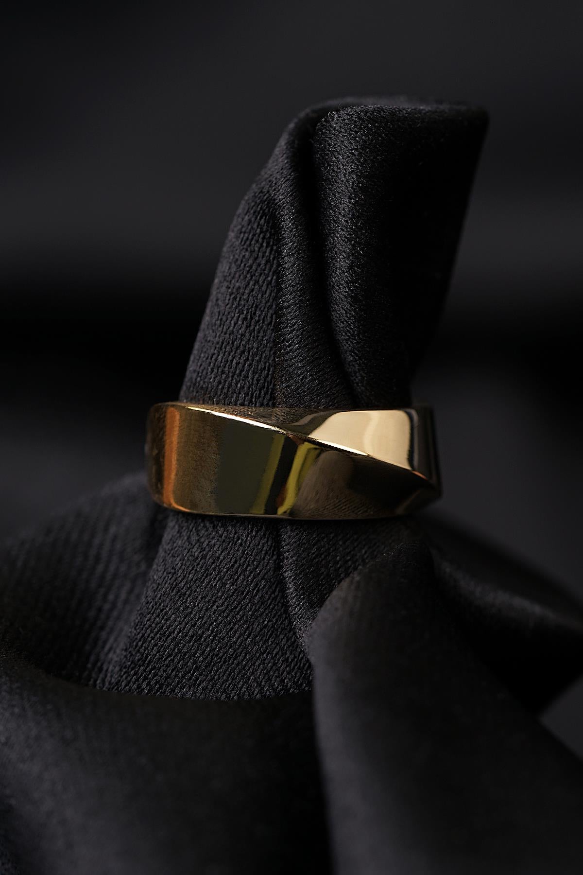 14ct Gold Sirus Ring