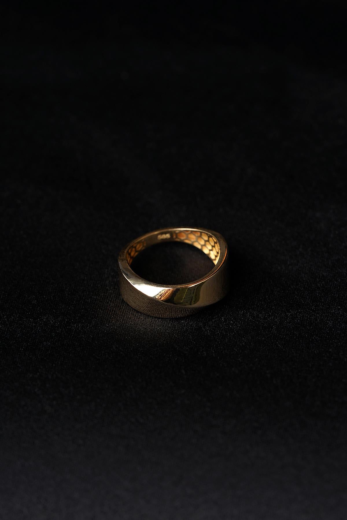 14ct Gold Sirus Ring