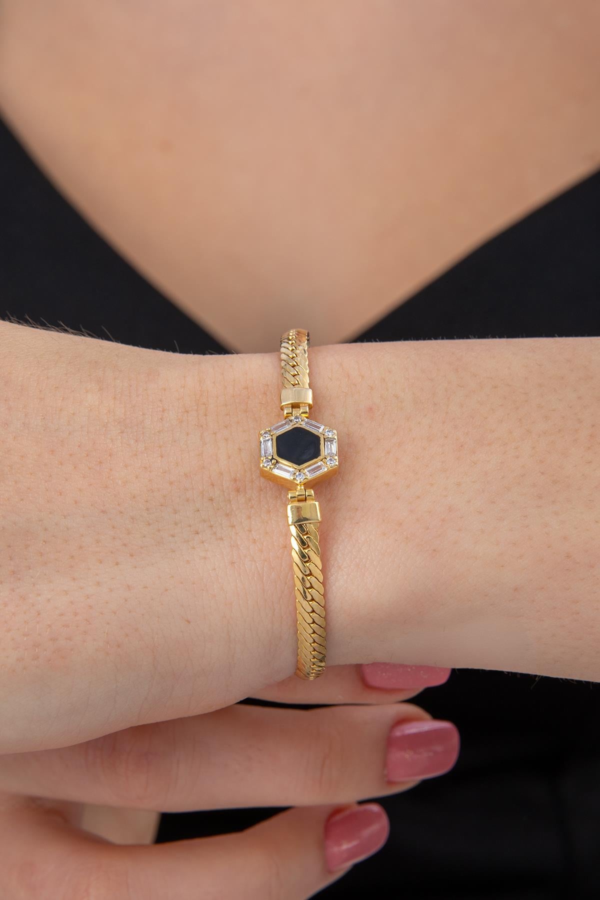 14ct Gold Snake Chain Black Enamel Hexagon Shaped Bracelet