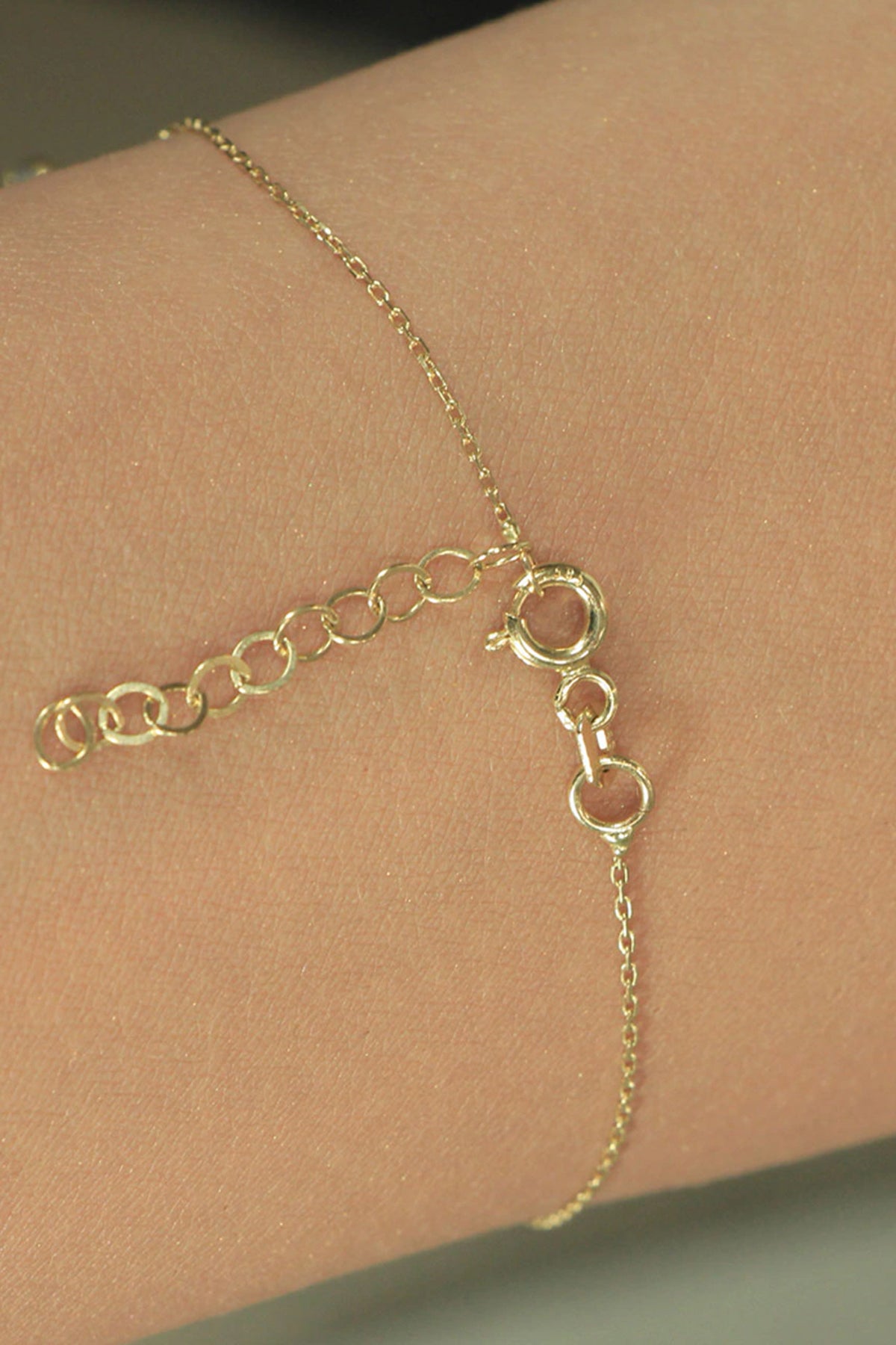 14ct Gold Snake Shape Hand Chain