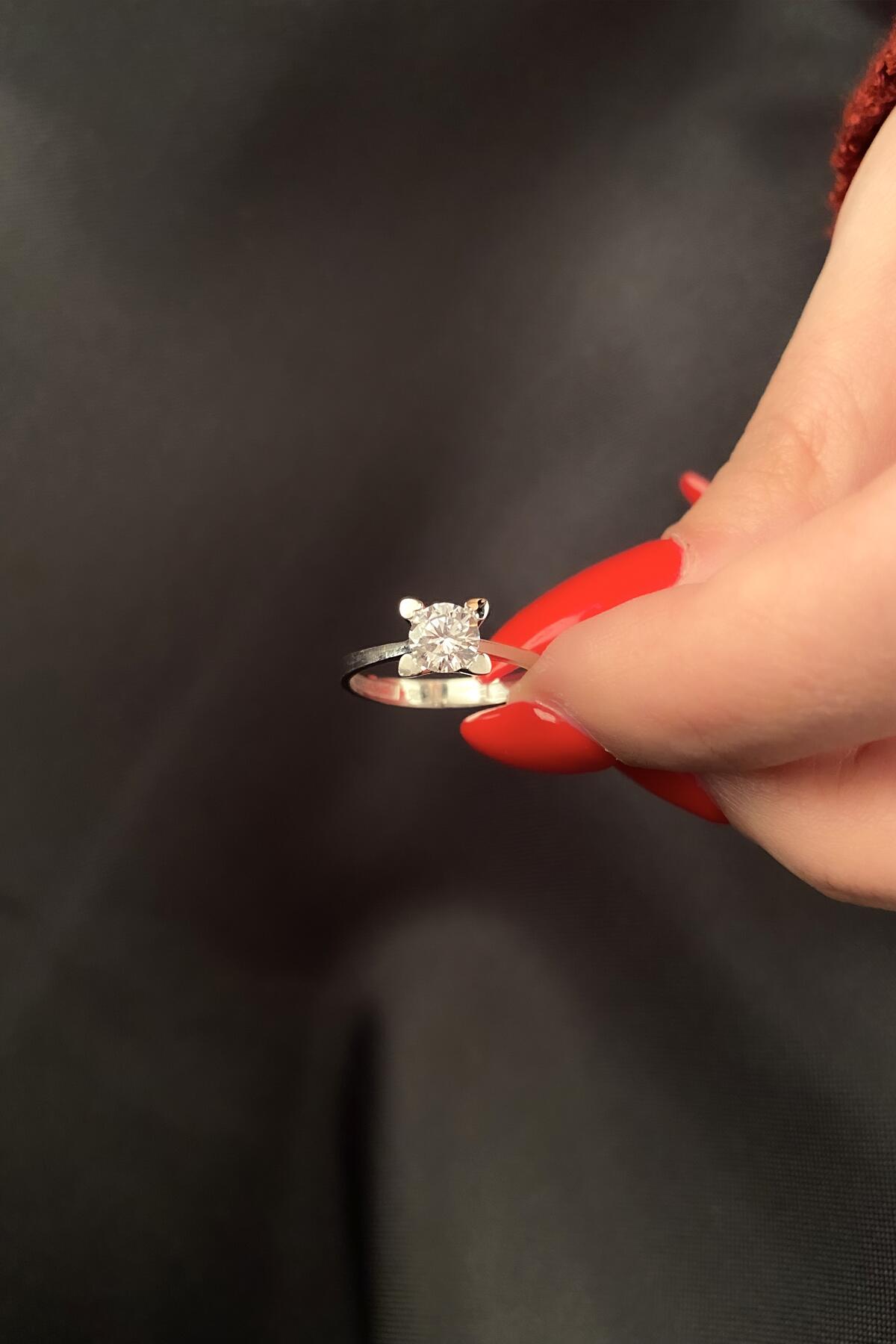 14K Gold Solitaire Ring 15