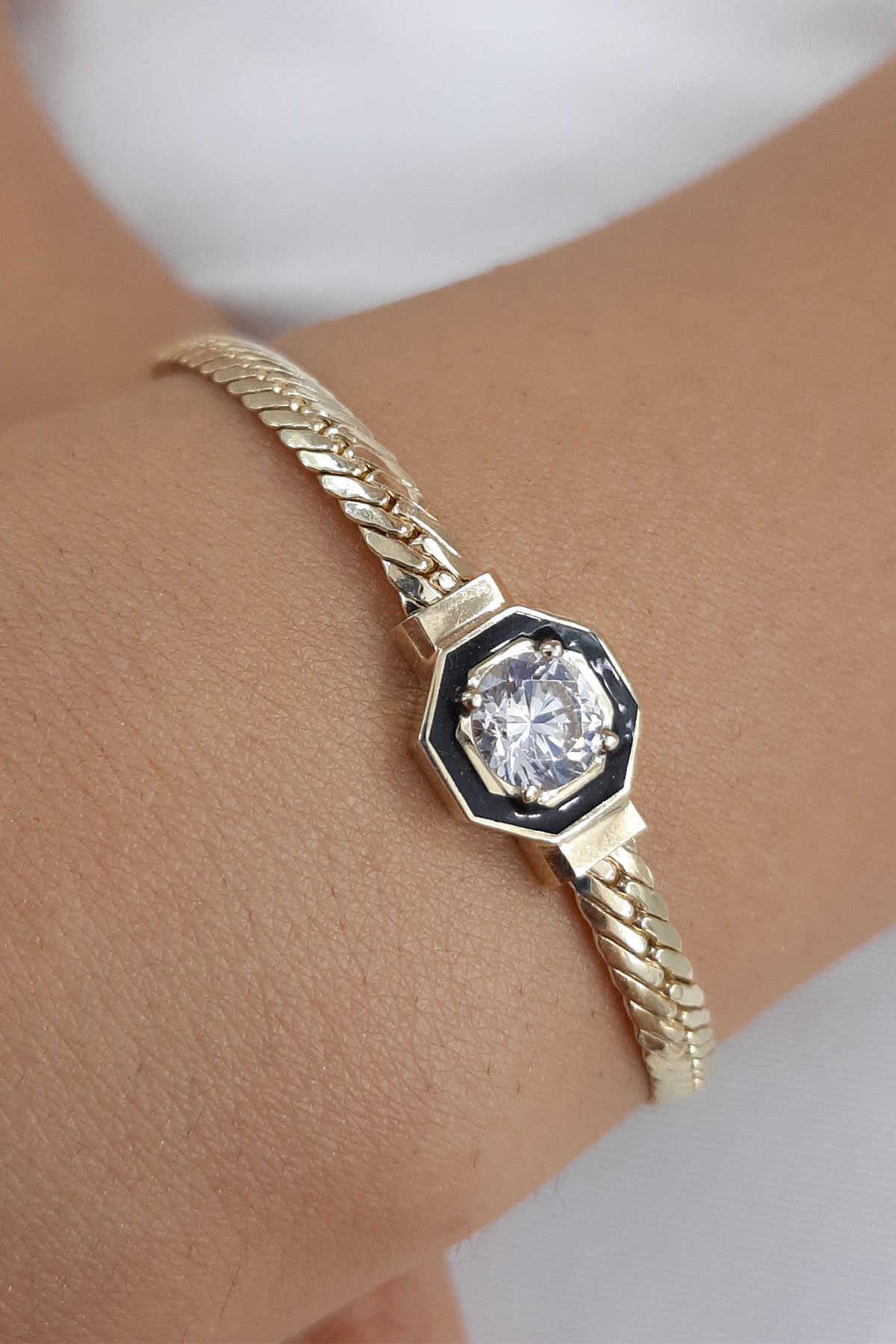 14ct Gold Solitaire Snake Bracelet