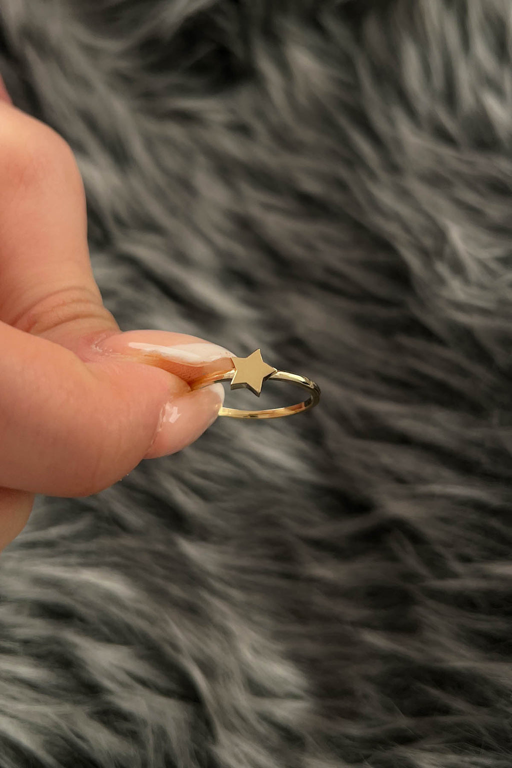 14ct Gold Star Shaped Ring