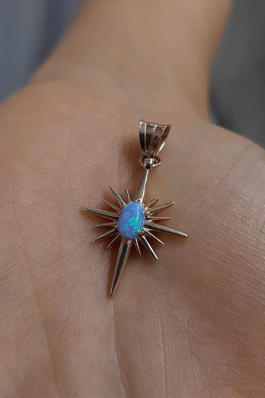 14ct Gold Starburst Charm