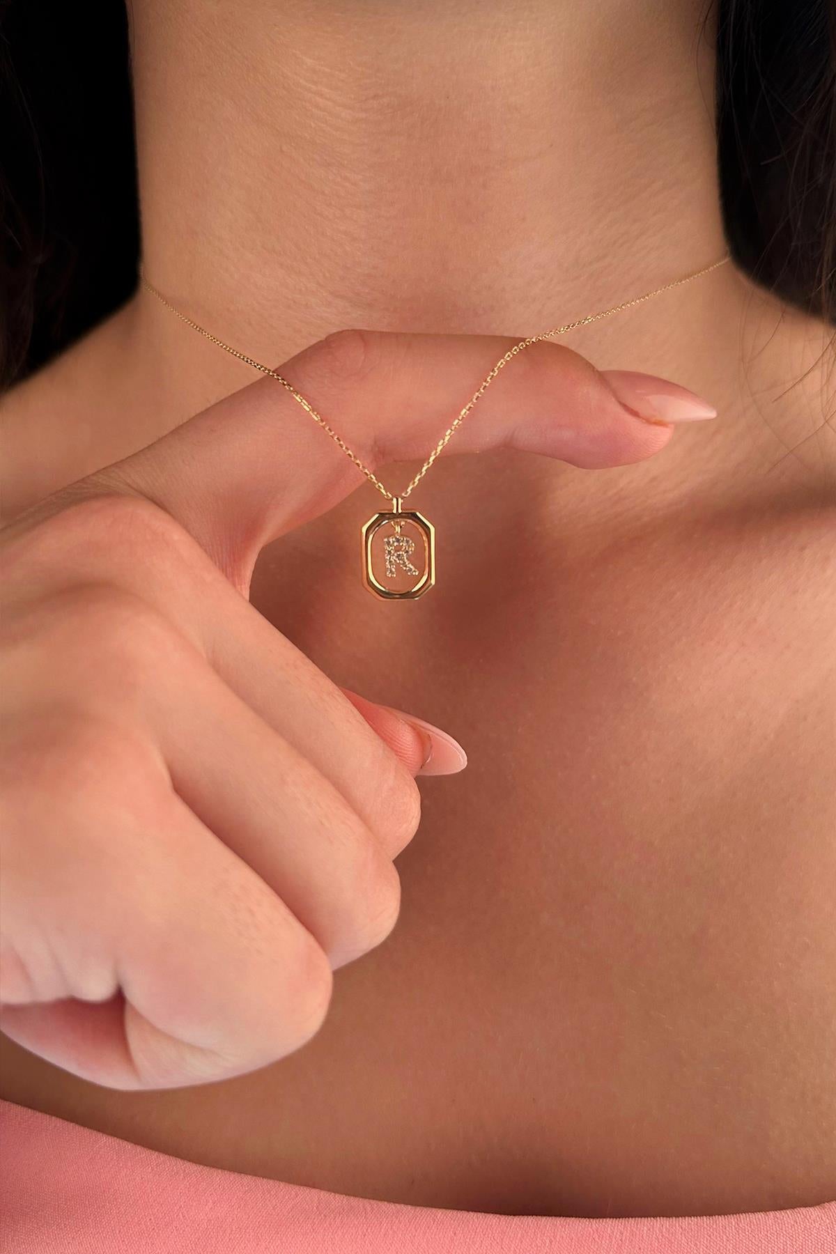 14ct Gold Stone R Initial Necklace