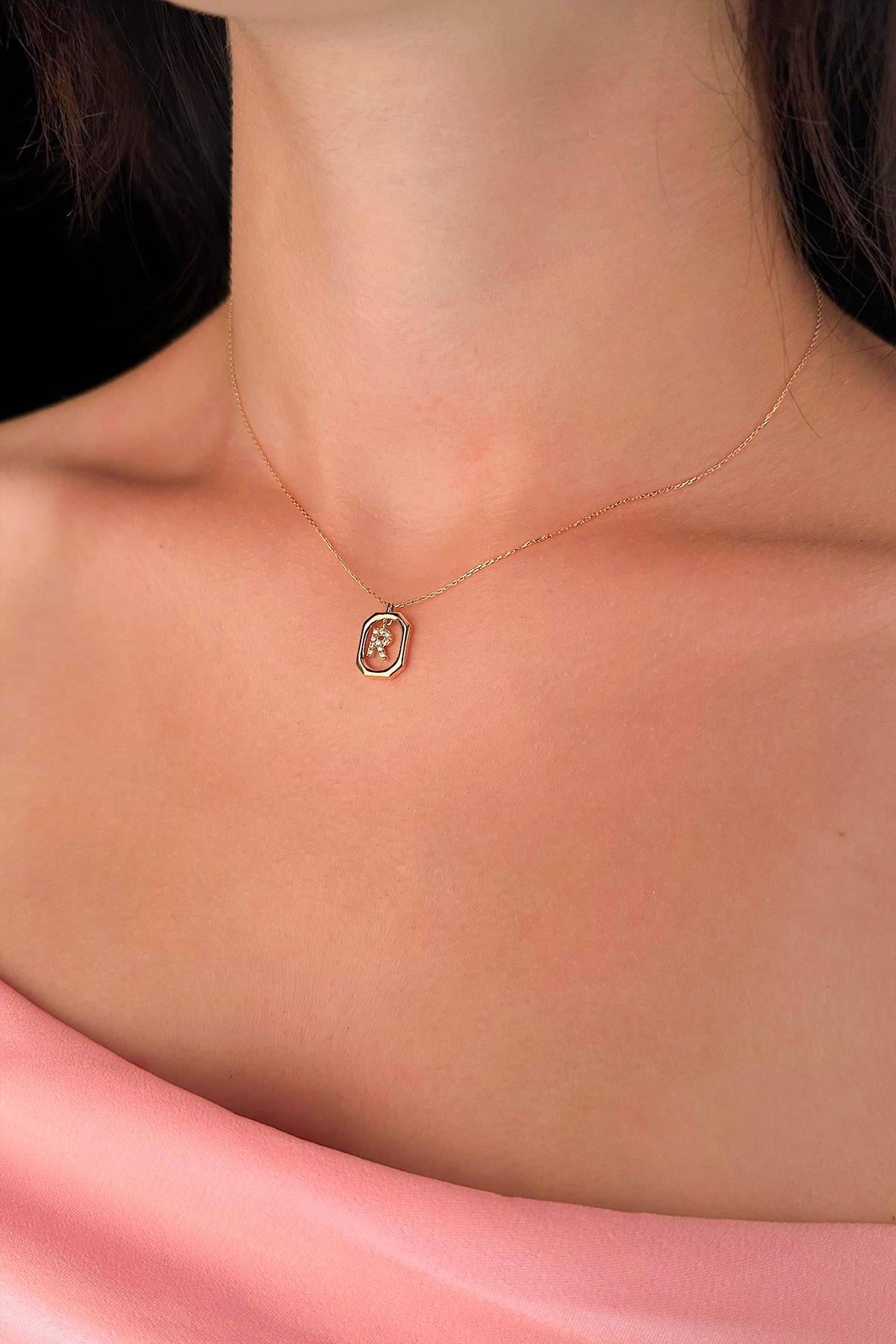 14ct Gold Stone R Initial Necklace