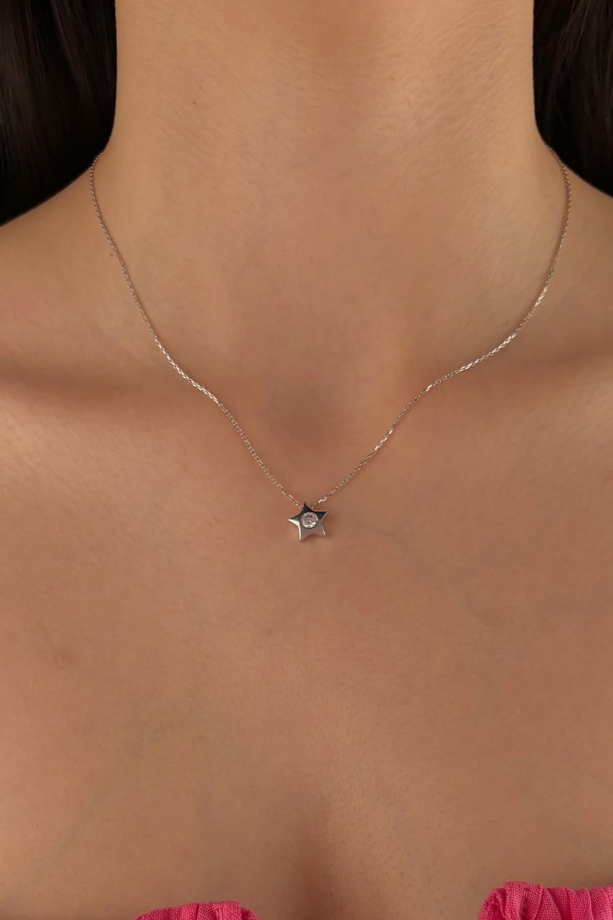 14K Gold Stone Star Necklace