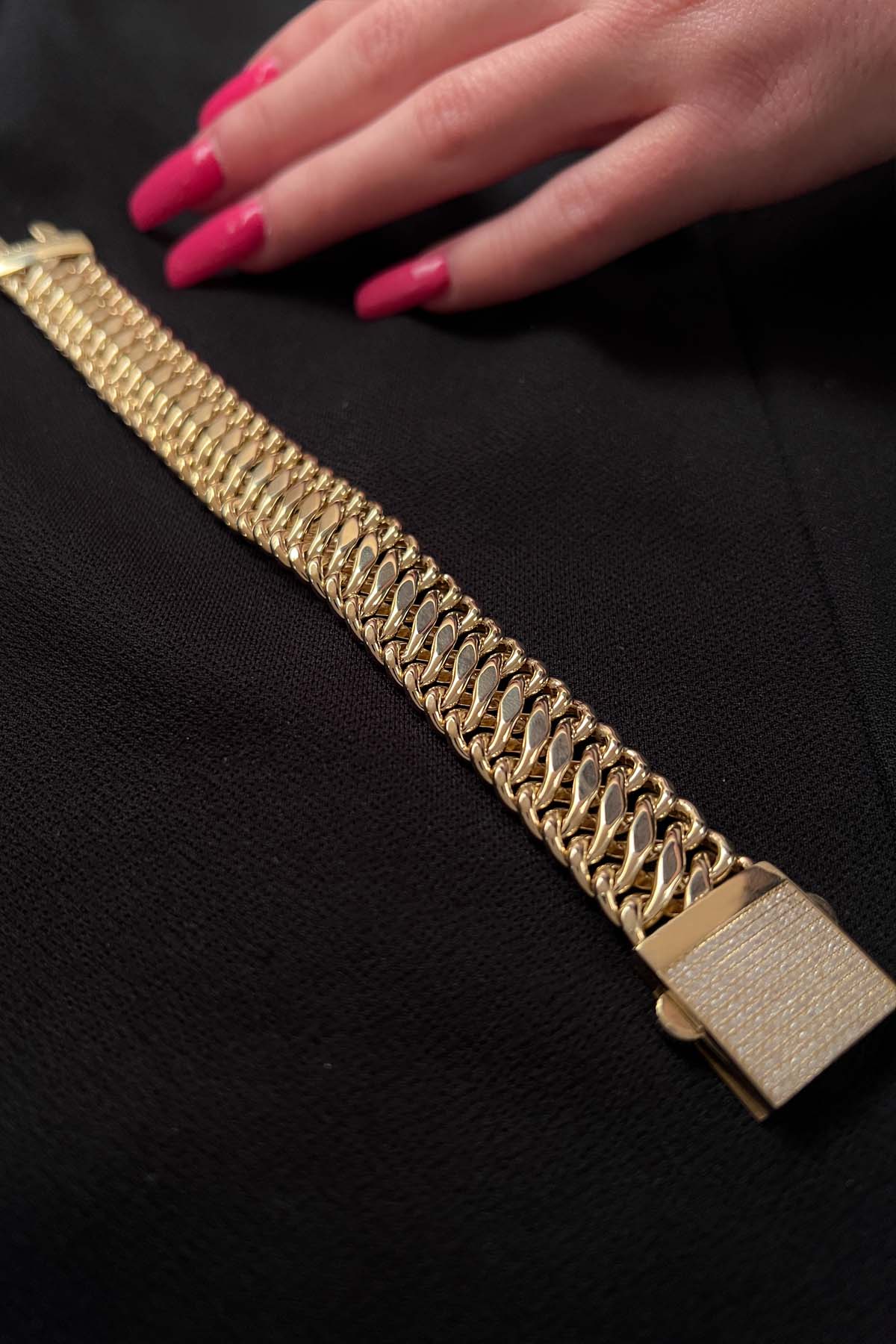 14K Gold Stone Thick Vienna Bracelet